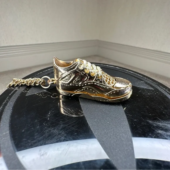 Pendant Sport Shoe in great condition - Picture 2 of 6